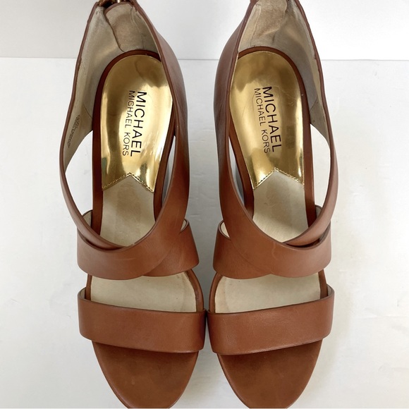 Michael Kors Elena Stacked Leather Wedge Size 8 - Picture 6 of 15